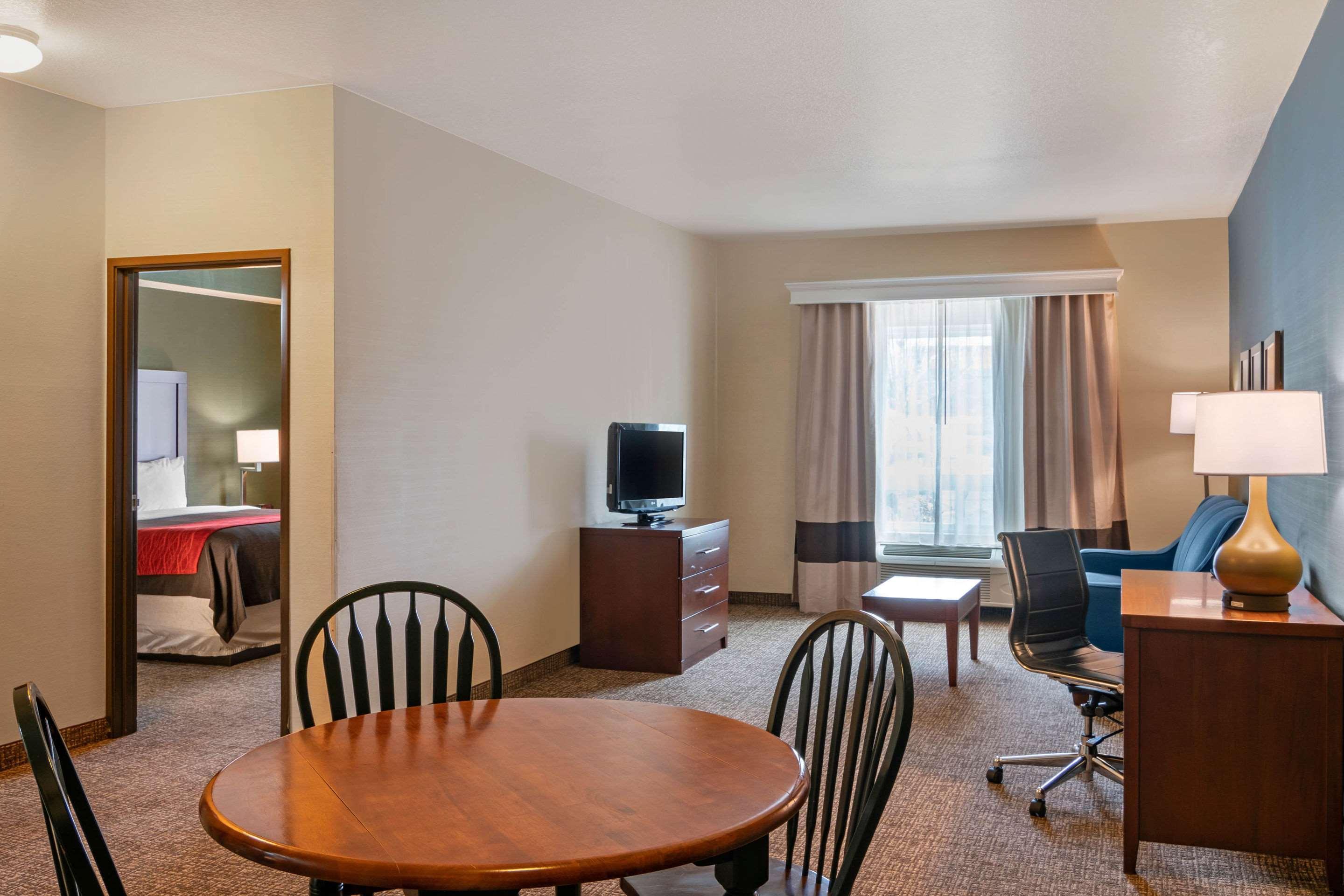 Comfort Inn & Suites Salem Exteriör bild