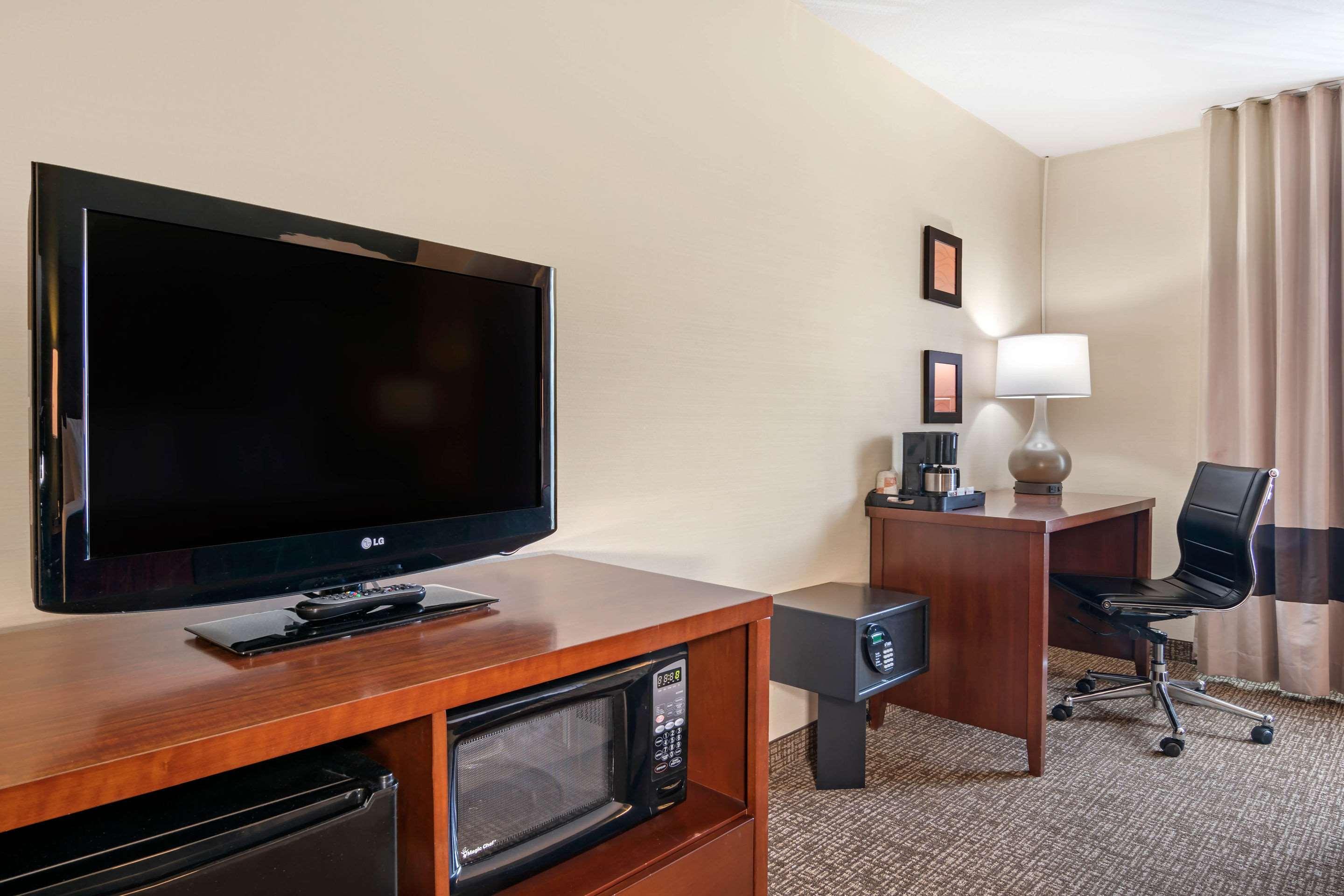 Comfort Inn & Suites Salem Exteriör bild